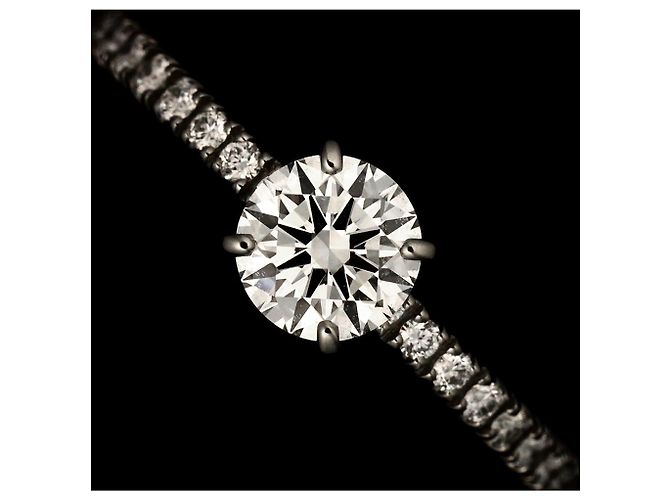 Cartier Etincelle Ring mit halbem Diamantbesatz - Ansicht 5