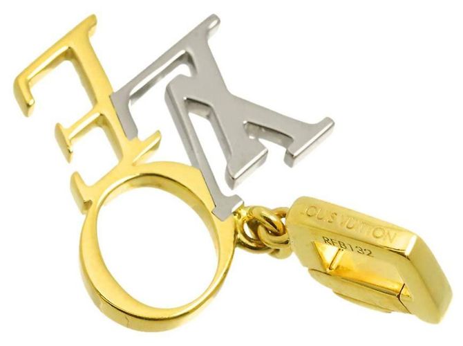 Pendentif Louis Vuitton That's Love en or jaune 18K - vue 3