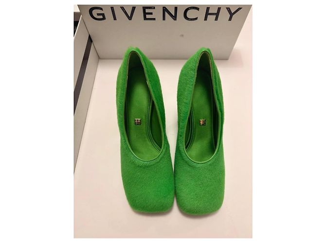 Décolleté Givenchy in lana di agnello verde - vista 4