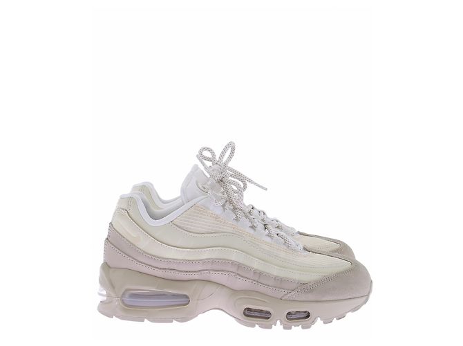 Nike Baskets Air Max beiges - vue 3