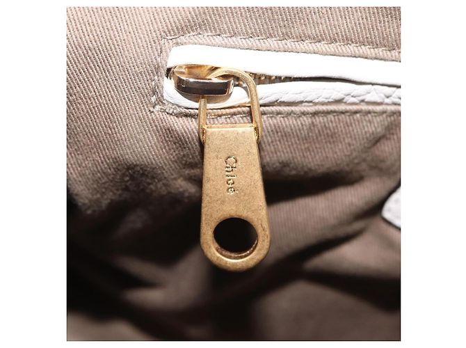 Chloé Bolsa de Ombro Chloe Marcie em Couro Cinza e Dourado - vista 23