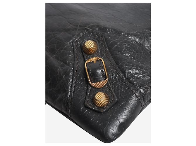 Balenciaga Borsa a tracolla Giant 12 Envelope Strap Clutch in pelle di agnello grigia - vista 5