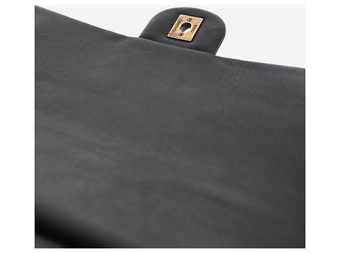 Chanel Schwarze gesteppte Schultertasche aus Leder mit Klappe 2017 - Ansicht 7