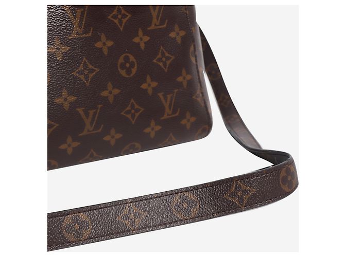 Louis Vuitton Borsa Montaigne BB in tela Monogram marrone - vista 7