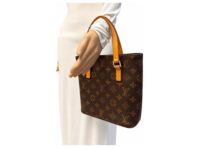 Louis Vuitton Borsa tote Vavin PM in tela Monogram marrone - vista 9