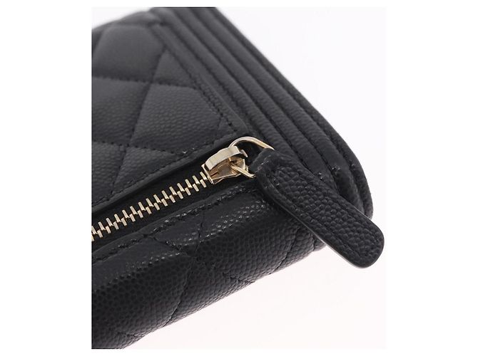 CHANEL Boy Chanel Matelasse Billetera Compacta Caviar Skin Black CC - vista 18
