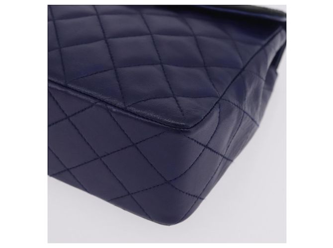 CHANEL Matelasse Chain Shoulder Bag Lamb Skin Navy Gold Tone CC - vista 12