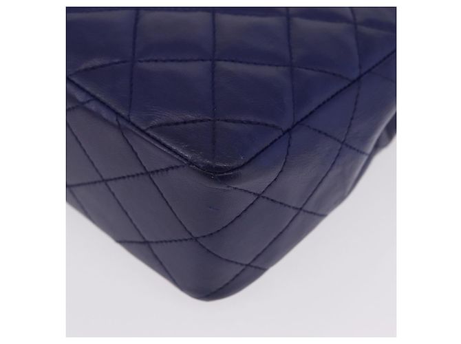 CHANEL Matelasse Chain Shoulder Bag Lamb Skin Navy Gold Tone CC - vista 14