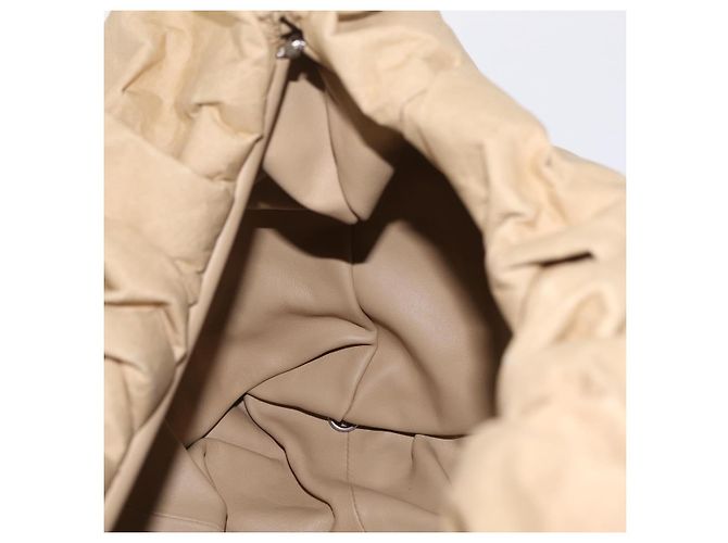 Bottega Veneta Sac à épaule en cuir Paper Beige - vue 18