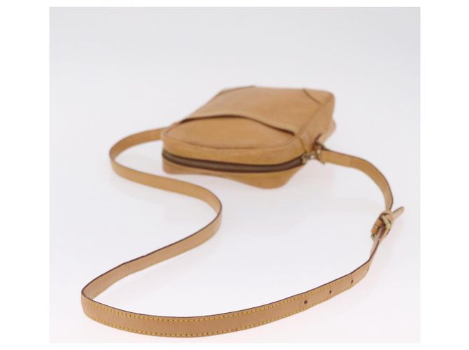 LOUIS VUITTON Epi Danube Shoulder Bag Beige M11910 LV - vista 7