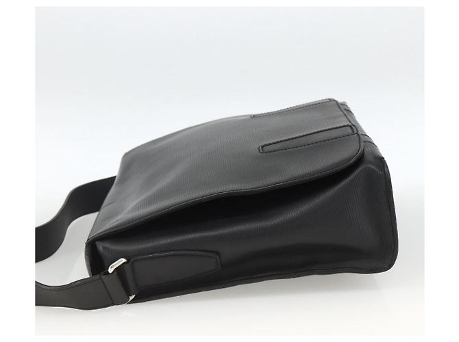 LOUIS VUITTON Epi Harrington Messenger MM Shoulder Bag Black M53409 - vista 3
