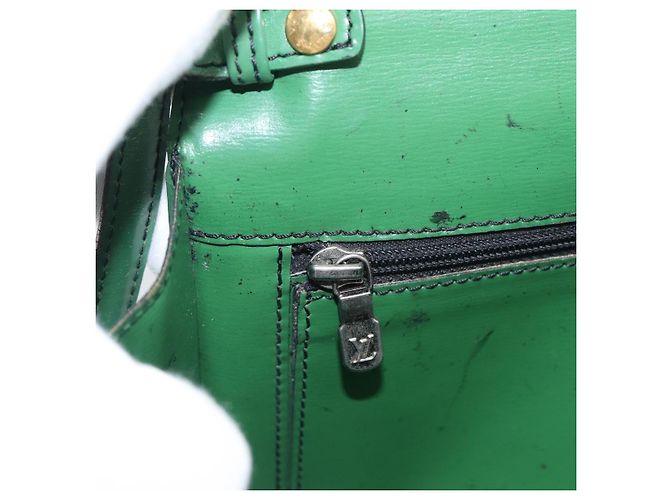 LOUIS VUITTON Epi Pochette Arche Shoulder Bag Green M52574 LV - vista 23