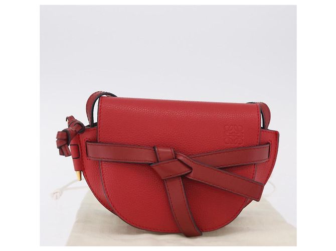 LOEWE Mini Gate Bag Sac à bandoulière en cuir rouge et or - vue 12