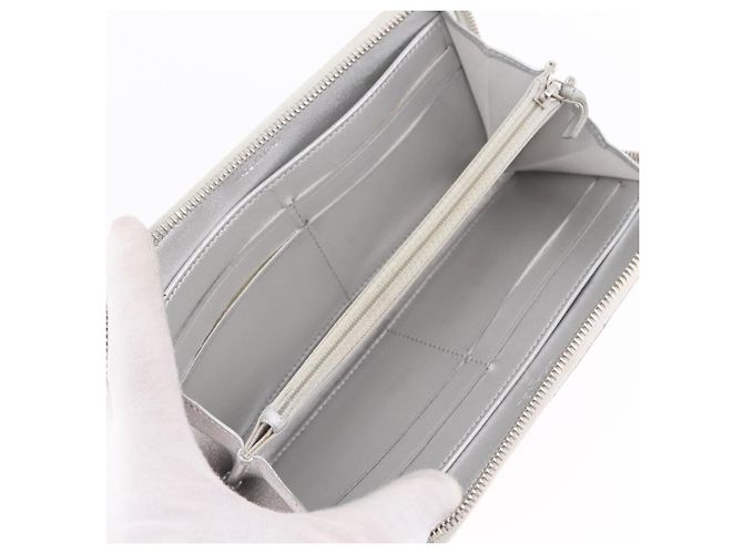 CHANEL Cartera Larga Matelassé de Piel de Cordero Silver CC - vista 16