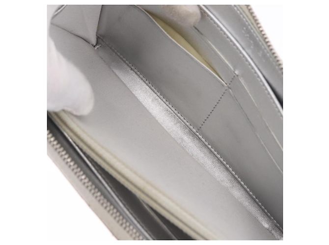 CHANEL Cartera Larga Matelassé de Piel de Cordero Silver CC - vista 19