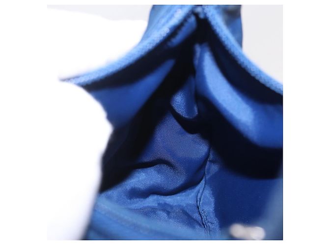 PRADA Bolso Pouch de Mano Nylon Azul Plata - vista 23