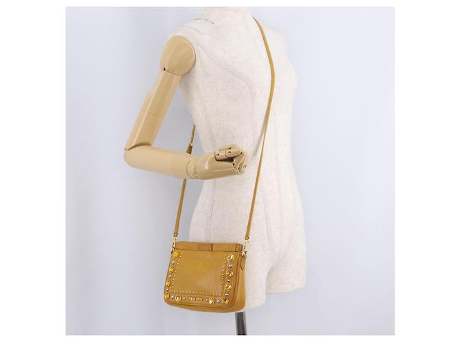 Miu Miu Madras Shoulder Bag Leather Yellow Gold - vue 25