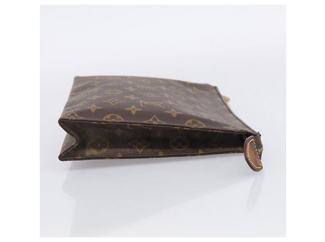 LOUIS VUITTON Monogram Poche Toilette 26 Pouch M47542 LV - vista 4