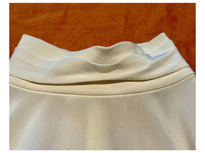 Vanessa Seward Cremefarbene Seidenbluse mit Rollkragen - Ansicht 5