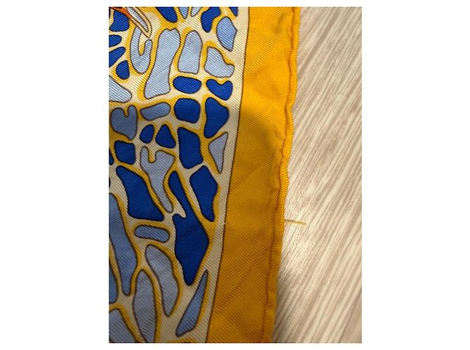 Hermès Mehrfarbiges Seidentuch - Ansicht 7