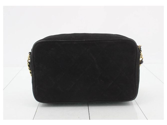 Borsa a tracolla Chanel in camoscio nero con catena dorata - vista 5