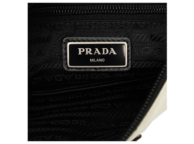 Prada Borsa Crossbody Zip Top in Re-Nylon Bianco - vista 5