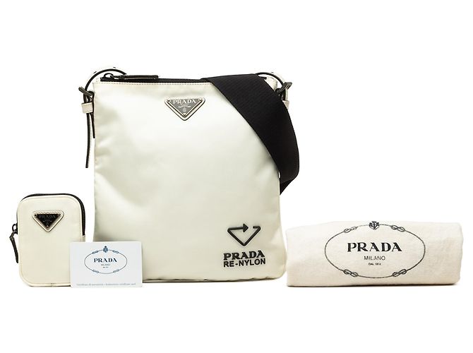 Prada Borsa Crossbody Zip Top in Re-Nylon Bianco - vista 7