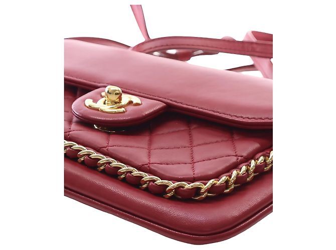 Chanel Red Small Quilted Lambskin CC Unchained Flap - vista 12