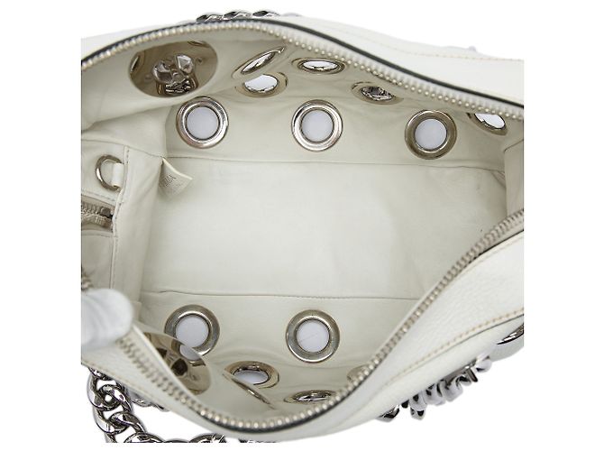 Bolsa de Ombro Prada em Vitello Daino Branco com Corrente e Ilhoses - vista 4