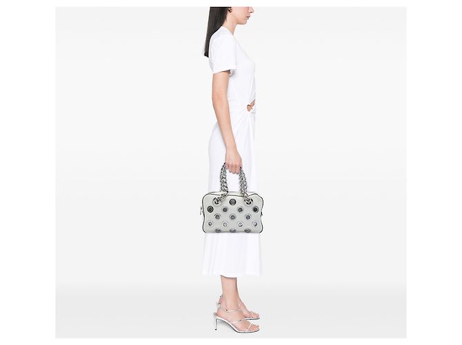 Bolsa de Ombro Prada em Vitello Daino Branco com Corrente e Ilhoses - vista 6