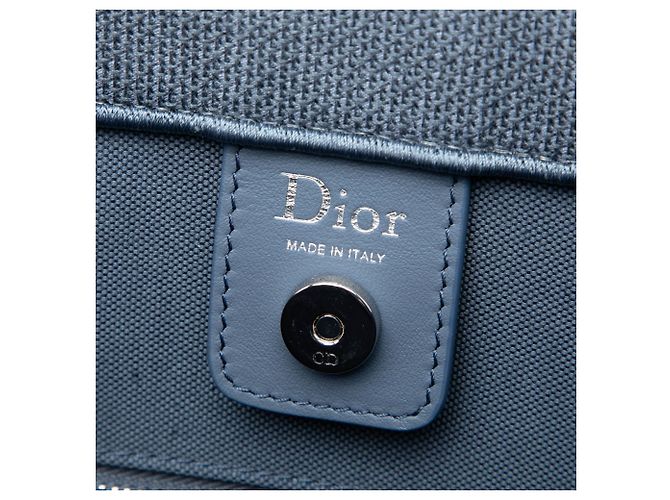 Dior Blue Large Embroidered Canvas Les Fleurs du Mal Book Tote - Ansicht 5