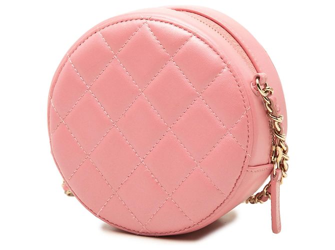 Chanel runde Clutch aus rosa gestepptem Lammleder mit Perlen und Kette - Ansicht 2