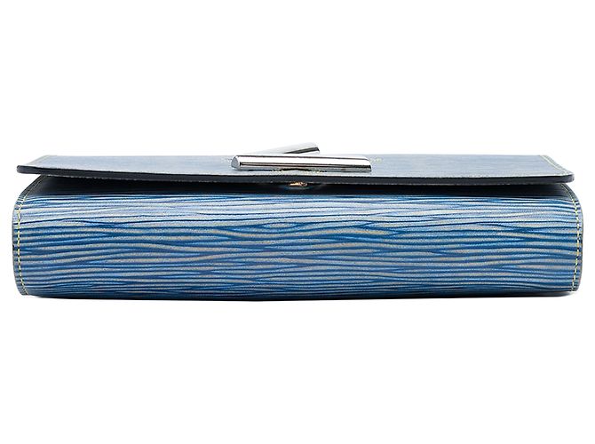 Billetera Twist on Chain Louis Vuitton Blue Epi Denim - vista 3