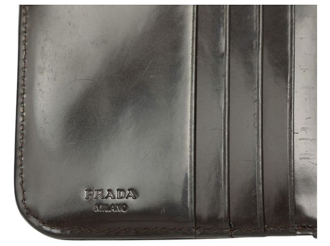 Portafoglio compatto con zip Prada in pelle di vitello marrone - vista 6