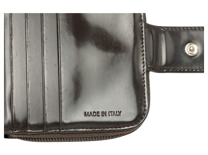 Portafoglio compatto con zip Prada in pelle di vitello marrone - vista 7