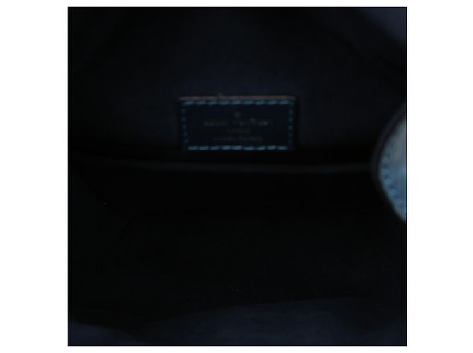 Louis Vuitton Blue Epi Downtown Messenger BB - vista 4