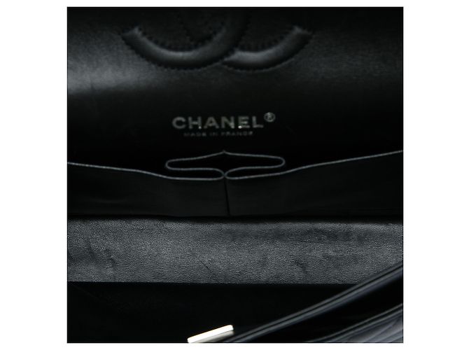 Chanel Medium Classic Chevron Lambskin Double Flap Schwarz - Ansicht 4