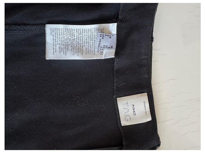 Minigonna Pinko in pelle nera e viscosa - vista 4