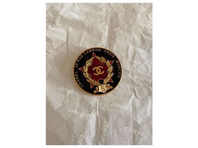 Spilla Circolare Chanel Oro Rosso Nero - vista 2