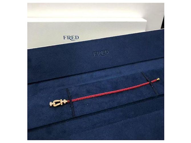 Pulsera Fred Force 10 Hilo Rojo y Diamantes - vista 2