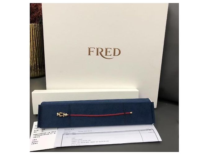 Pulsera Fred Force 10 Hilo Rojo y Diamantes - vista 4
