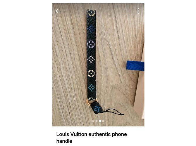 Louis Vuitton Monogram Cinturino Telefono Pelle Nera - vista 2