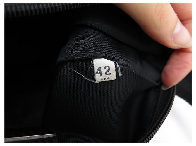 BORSA A MANO PRADA RE-EDITION 2000 1NE515RDH0 TELESCOPIO NYLON NERO MINI HOBO BAG - vista 8