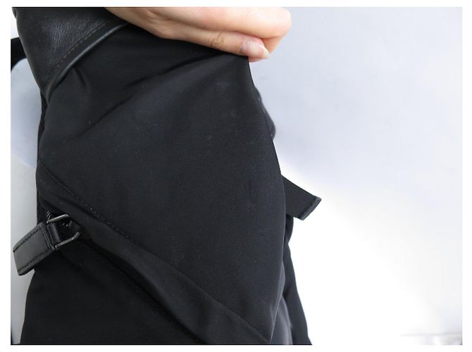 PRADA BLACK LEATHER AND RE-NYLON CANVAS BACKPACK - view 18