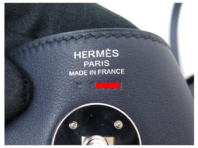 Hermès NUOVO BORSA HERMES LINDY 26 PM PELLE SWIFT BLEU ANCRE DARK BLUE - vista 13