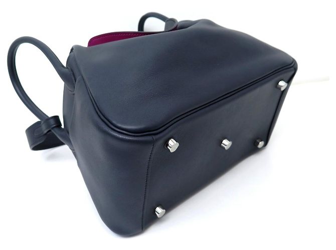 Hermès NUOVO BORSA HERMES LINDY 26 PM PELLE SWIFT BLEU ANCRE DARK BLUE - vista 5