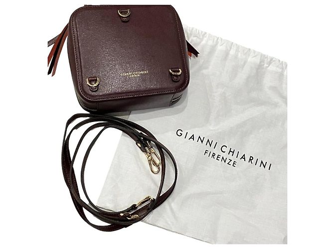Autre Marque Borsa a tracolla quadrata in pelle Gianni Chiarini - vista 9