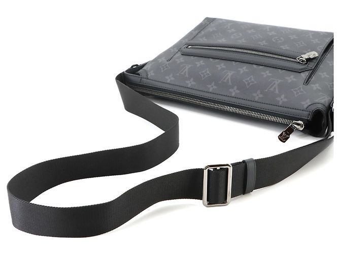 Bolso de hombro Louis Vuitton Odysse PM Monogram Eclipse - vista 5