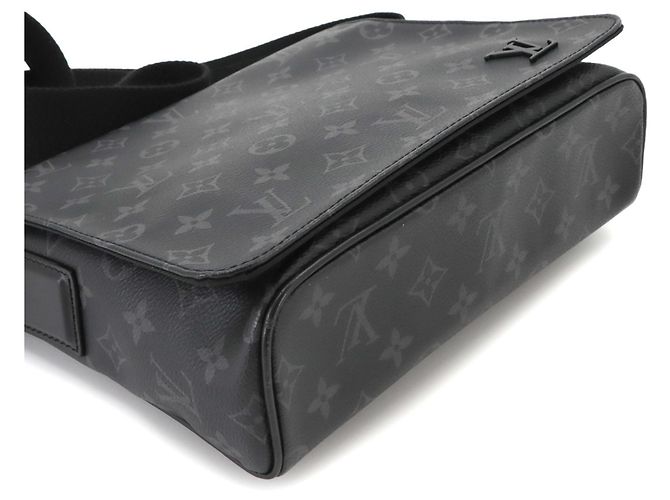 Louis Vuitton District PM NM Monogram Eclipse Schultertasche - Ansicht 5
