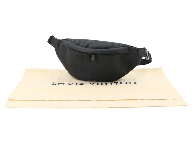 Louis Vuitton Discovery Bumbag PM - vista 2